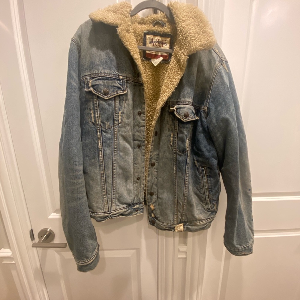 Vintage ‘00s Abercrombie & Fitch Shearling Lined Denim Jacket